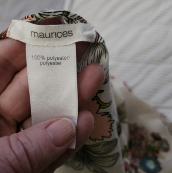 Maurice's Floral Patterned Kimono Style. One Size - Picture 5 of 5